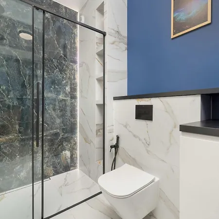 Stylish For 6 With Balcony Near The Main Square By Renters Вроцлав